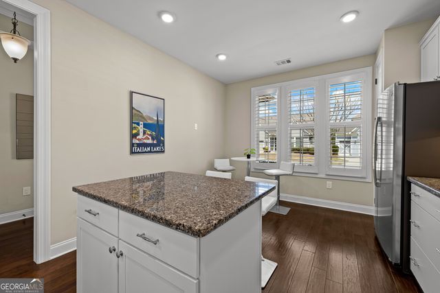 522 Cottonwood Circle, Peachtree City, GA 30269