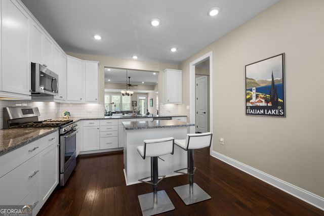 522 Cottonwood Circle, Peachtree City, GA 30269