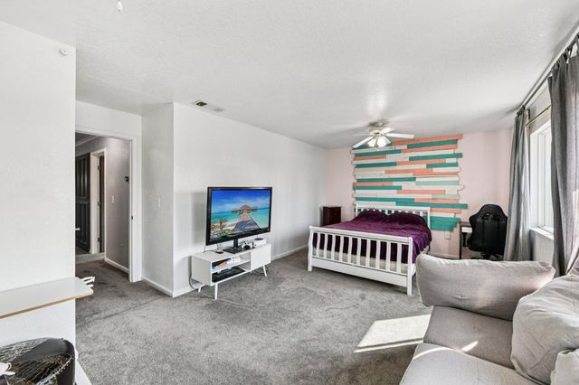 9764 Angel Ct, Stockton, CA 95209