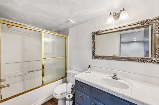 9764 Angel Ct, Stockton, CA 95209