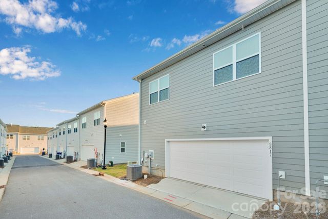 8817 Arrington Hall Drive 93, Charlotte, NC 28215