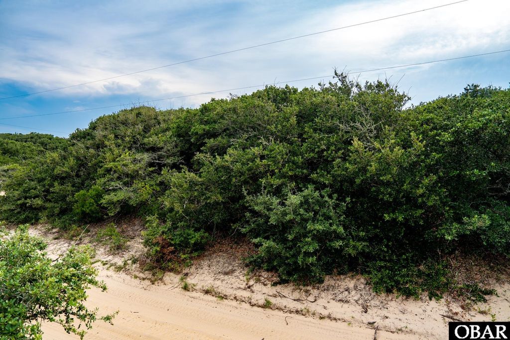 Image 3 of property listing at 2254 Sandpiper Road, Corolla, NC 27927