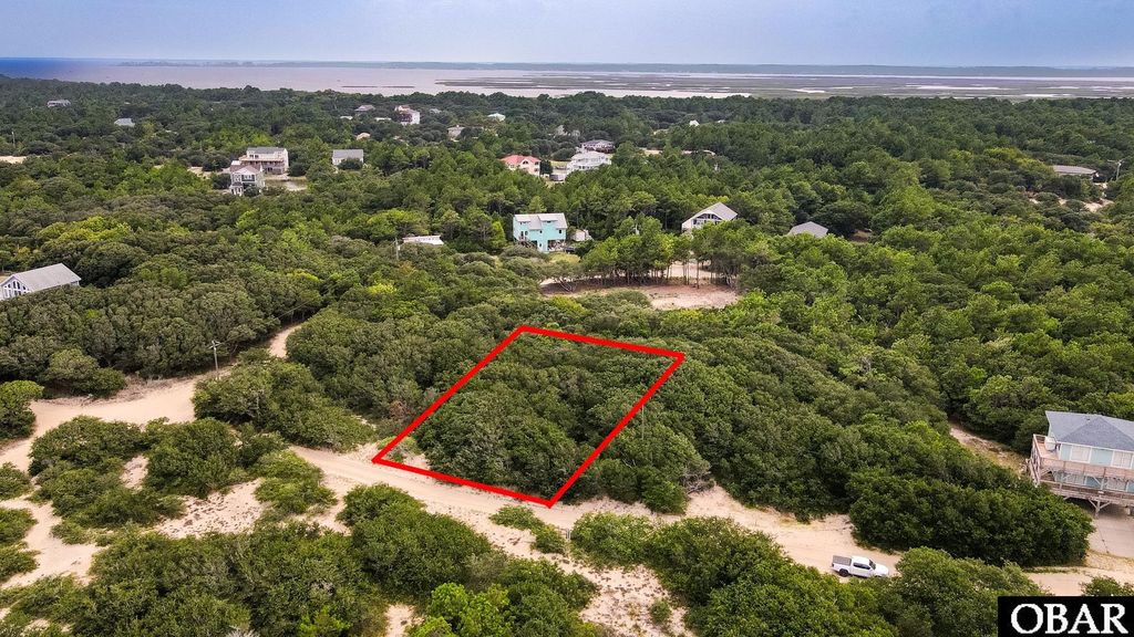 Image 5 of property listing at 2254 Sandpiper Road, Corolla, NC 27927