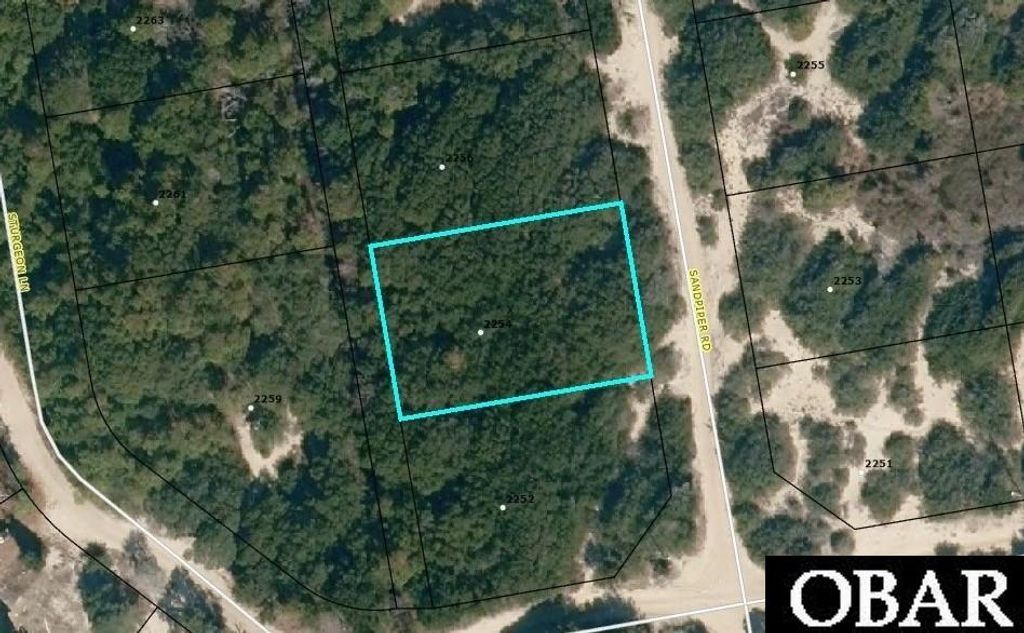 Image 7 of property listing at 2254 Sandpiper Road, Corolla, NC 27927