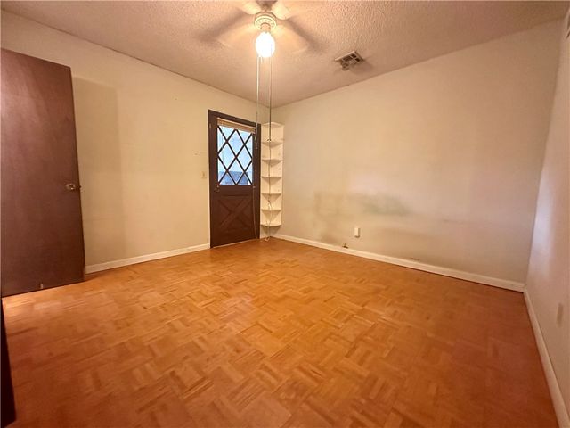 10841 W High Meadows Drive, Rogers, AR 72756