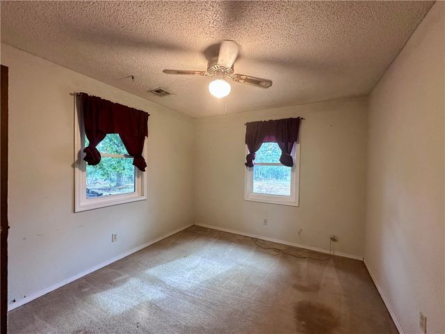 10841 W High Meadows Drive, Rogers, AR 72756
