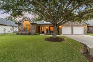 3811 Candlewood Circle, Needville, TX 77461