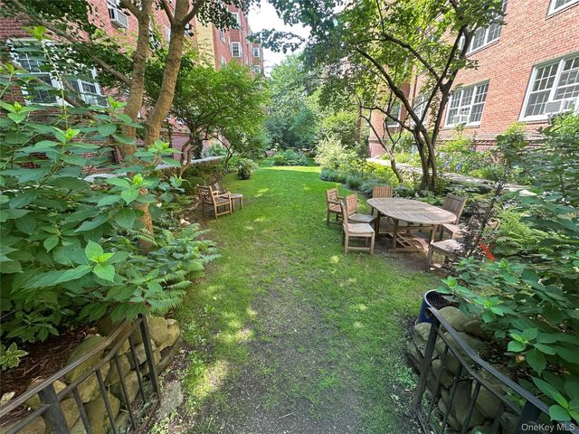 35-24 78th Street A67, Jackson Heights, NY 11372