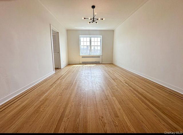 35-24 78th Street A67, Jackson Heights, NY 11372