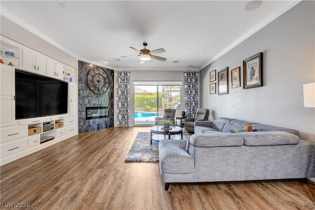 7087 April Wind Avenue, Las Vegas, NV 89131