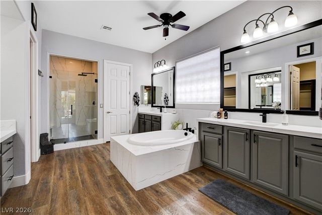 7087 April Wind Avenue, Las Vegas, NV 89131