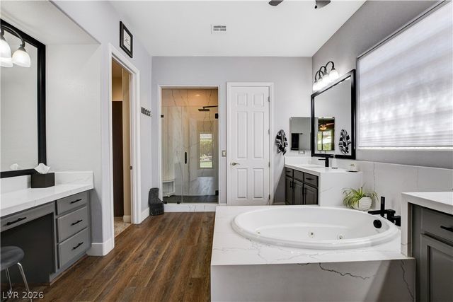7087 April Wind Avenue, Las Vegas, NV 89131