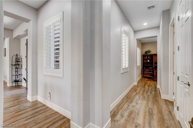 7087 April Wind Avenue, Las Vegas, NV 89131