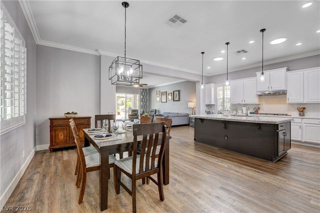 7087 April Wind Avenue, Las Vegas, NV 89131