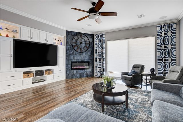 7087 April Wind Avenue, Las Vegas, NV 89131