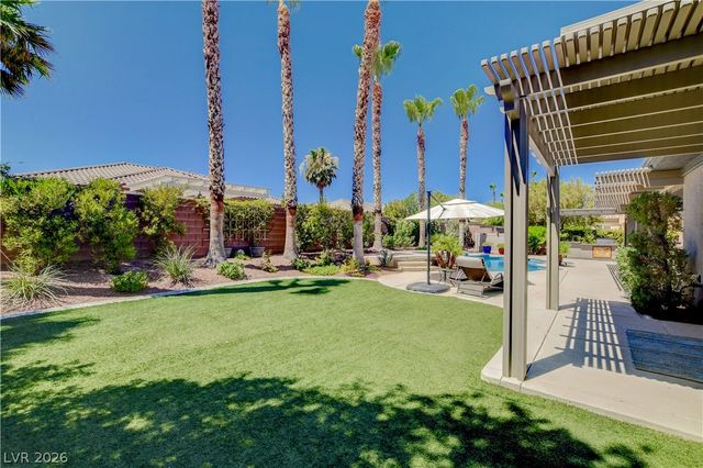 7087 April Wind Avenue, Las Vegas, NV 89131