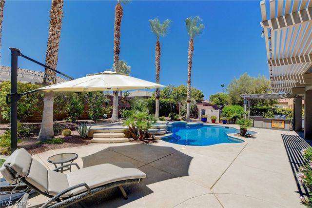 7087 April Wind Avenue, Las Vegas, NV 89131