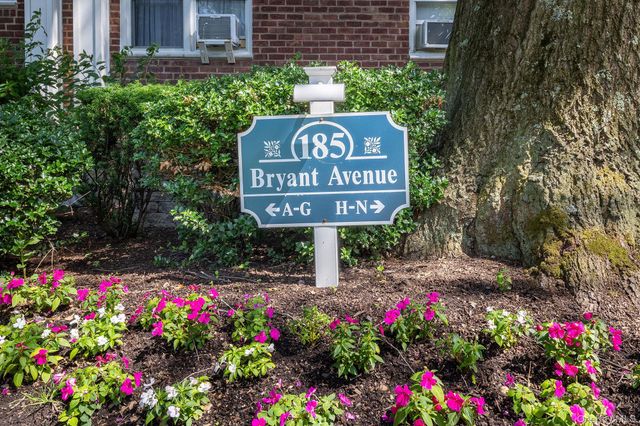185 Bryant Avenue 1M, White Plains, NY 10605