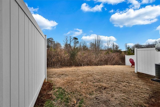 105 Moorlyn Lane, Greer, SC 29650