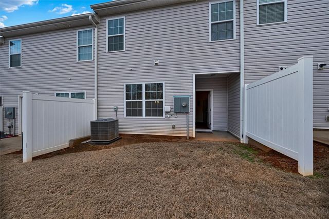 105 Moorlyn Lane, Greer, SC 29650