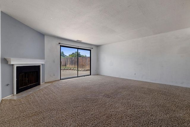 2244 Piccardo Cir, Stockton, CA 95207