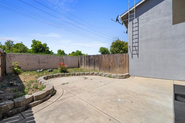 2244 Piccardo Cir, Stockton, CA 95207