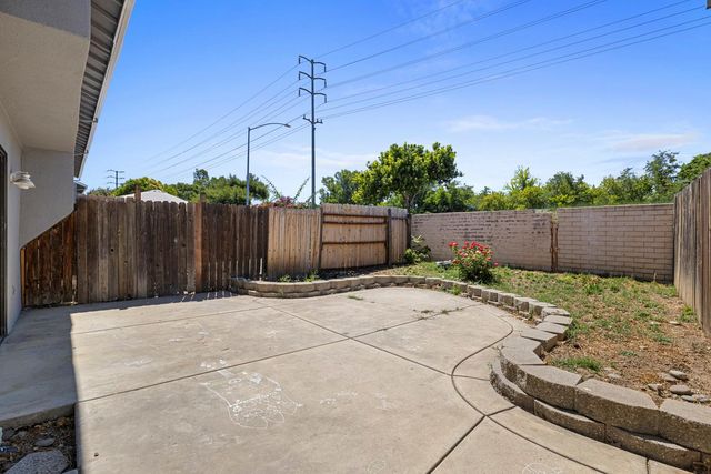 2244 Piccardo Cir, Stockton, CA 95207