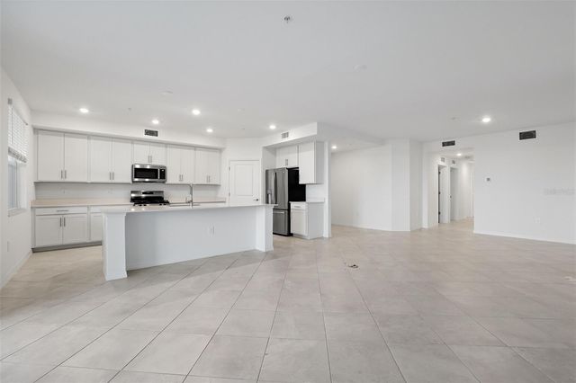 19215 CHERRYSTONE WAY 104, Lakewood Ranch, FL 34211