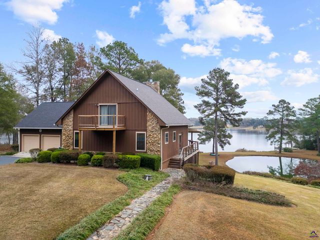 104 Mossland Drive, Perry, GA 31069