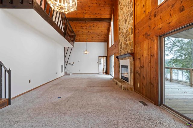 104 Mossland Drive, Perry, GA 31069