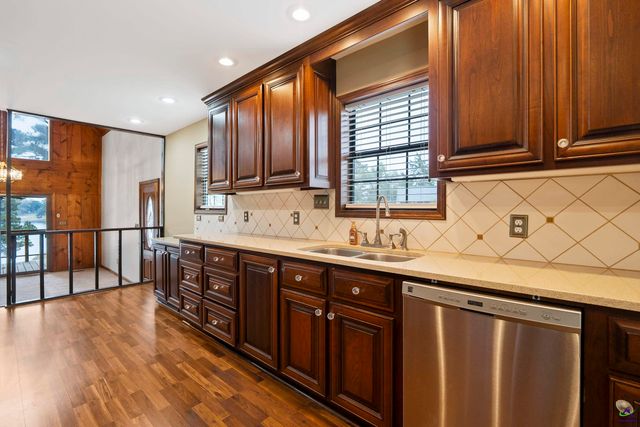 104 Mossland Drive, Perry, GA 31069