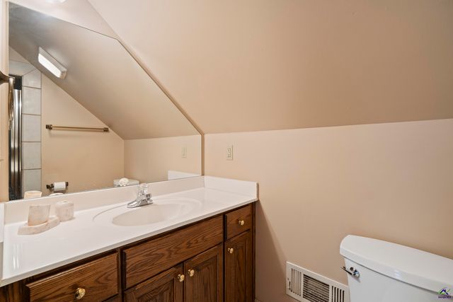 104 Mossland Drive, Perry, GA 31069