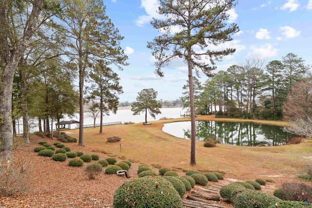 104 Mossland Drive, Perry, GA 31069