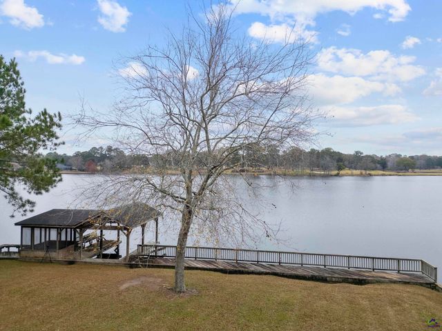 104 Mossland Drive, Perry, GA 31069