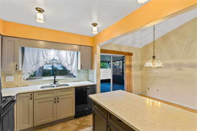 7213 SILVER PLACE, Winter Park, FL 32792