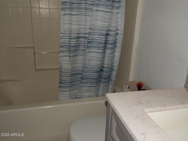 8315 W CATALINA Drive, Phoenix, AZ 85037