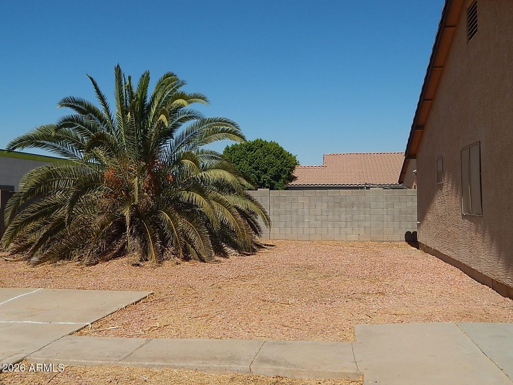 8315 W CATALINA Drive, Phoenix, AZ 85037 — photo 2