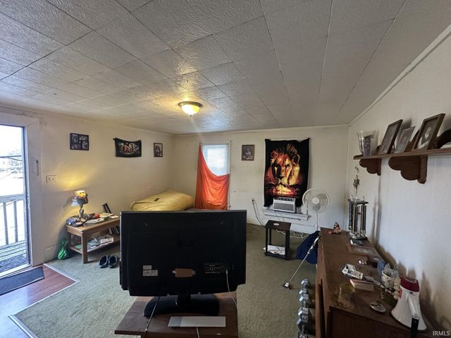 218 N Fourth Avenue, Evansville, IN 47710