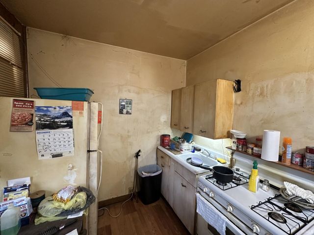 218 N Fourth Avenue, Evansville, IN 47710