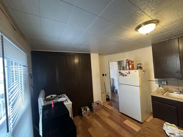 218 N Fourth Avenue, Evansville, IN 47710