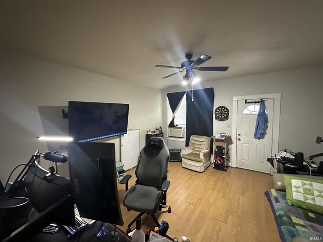 218 N Fourth Avenue, Evansville, IN 47710