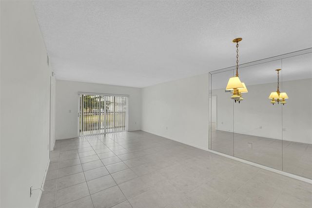 9537 Weldon Circle 202, Fort Lauderdale, FL 33321
