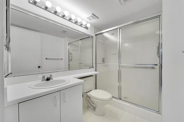 9537 Weldon Circle 202, Fort Lauderdale, FL 33321