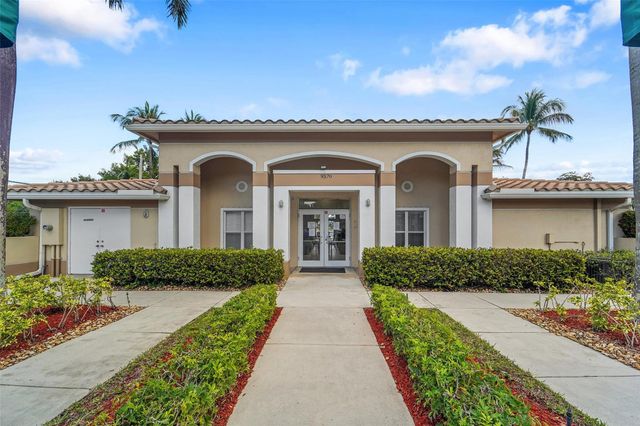 9537 Weldon Circle 202, Fort Lauderdale, FL 33321