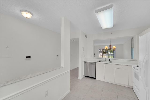 9537 Weldon Circle 202, Fort Lauderdale, FL 33321