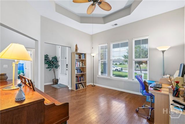 8 Southpark Boulevard, Savannah, GA 31407