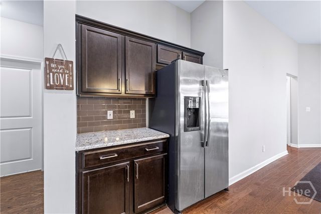 8 Southpark Boulevard, Savannah, GA 31407