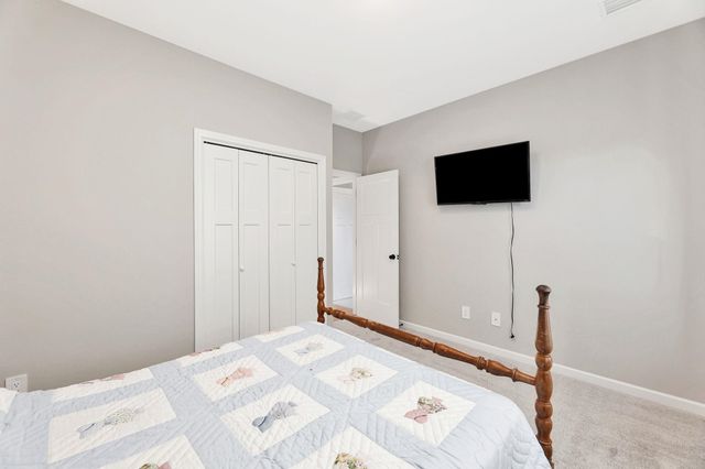 932 N Cloverleaf St, Goddard, KS 67052