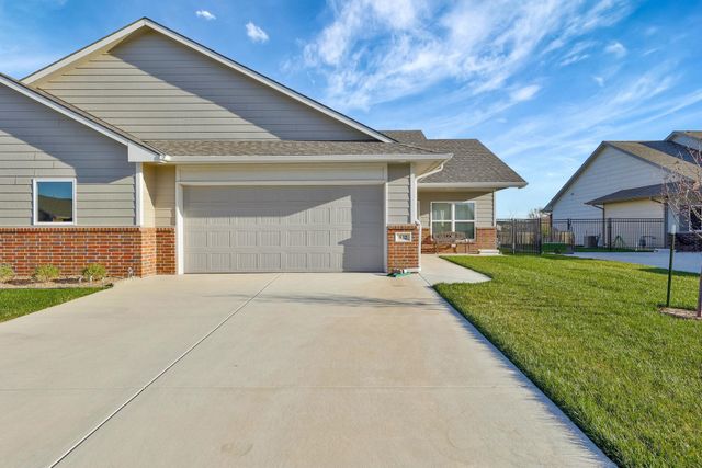 932 N Cloverleaf St, Goddard, KS 67052