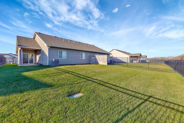 932 N Cloverleaf St, Goddard, KS 67052